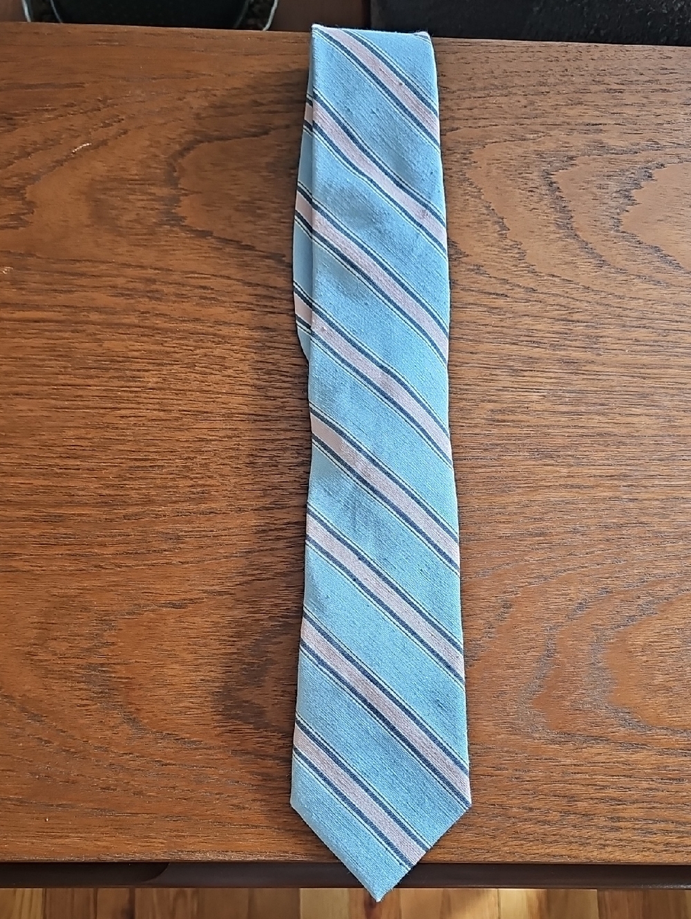 **NWT** Light Blue With Pink And Gray Stripe Tommy Hilfiger Linen Tie